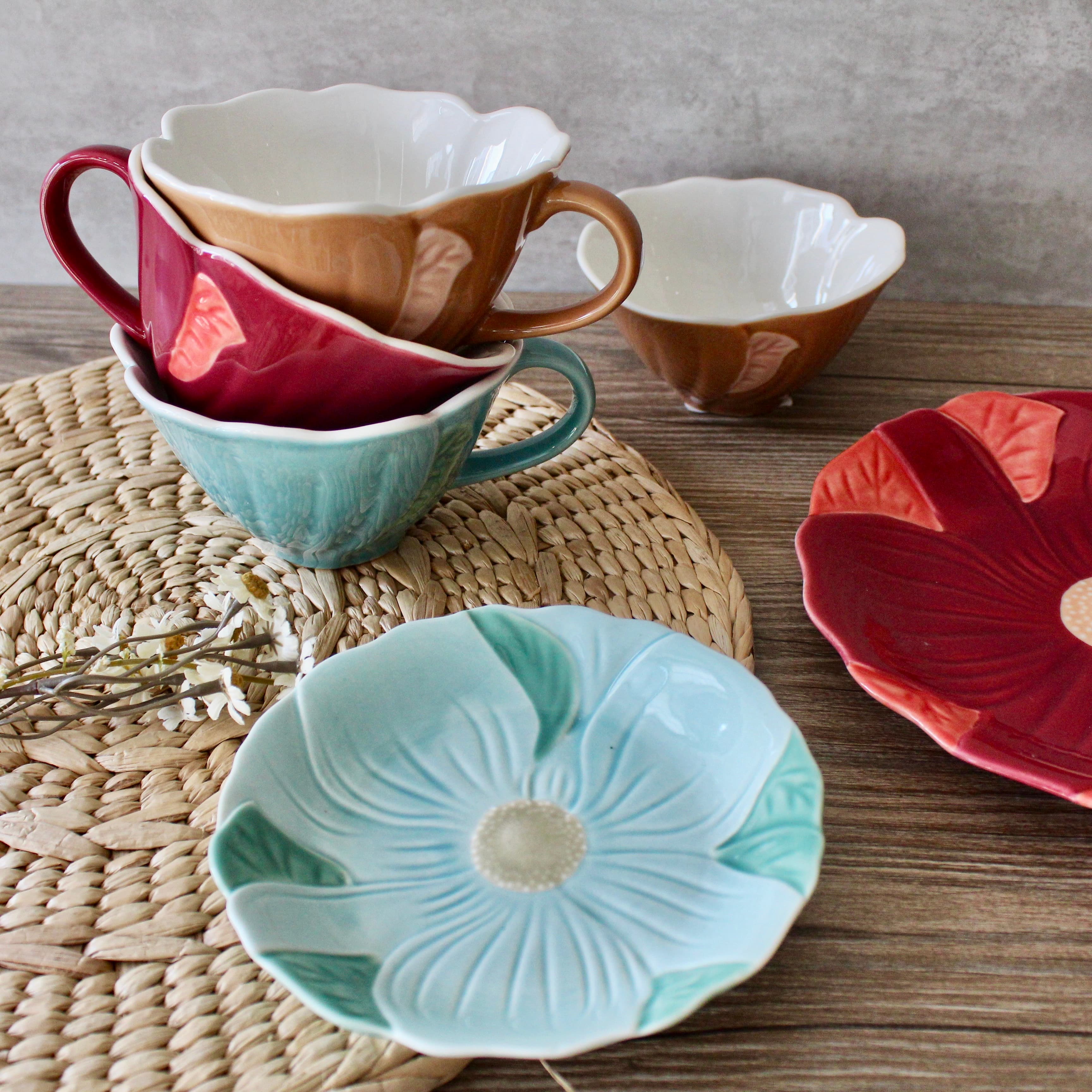 Poppy gallery image 2